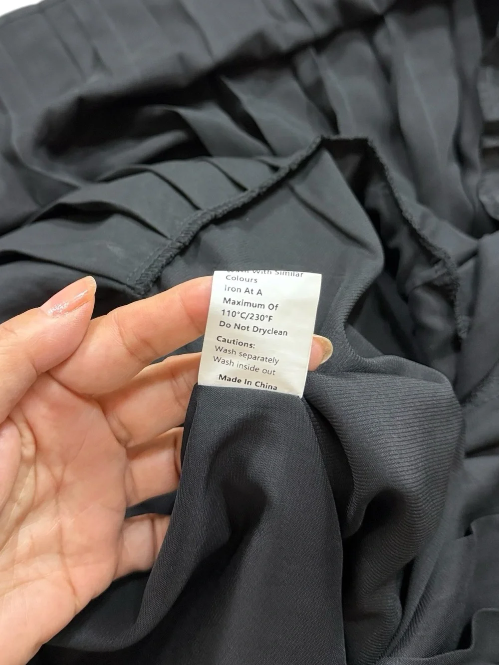 Commense Black Asymmetric Patchwork Faux Leather Chiffon Pleated Midi Skirt